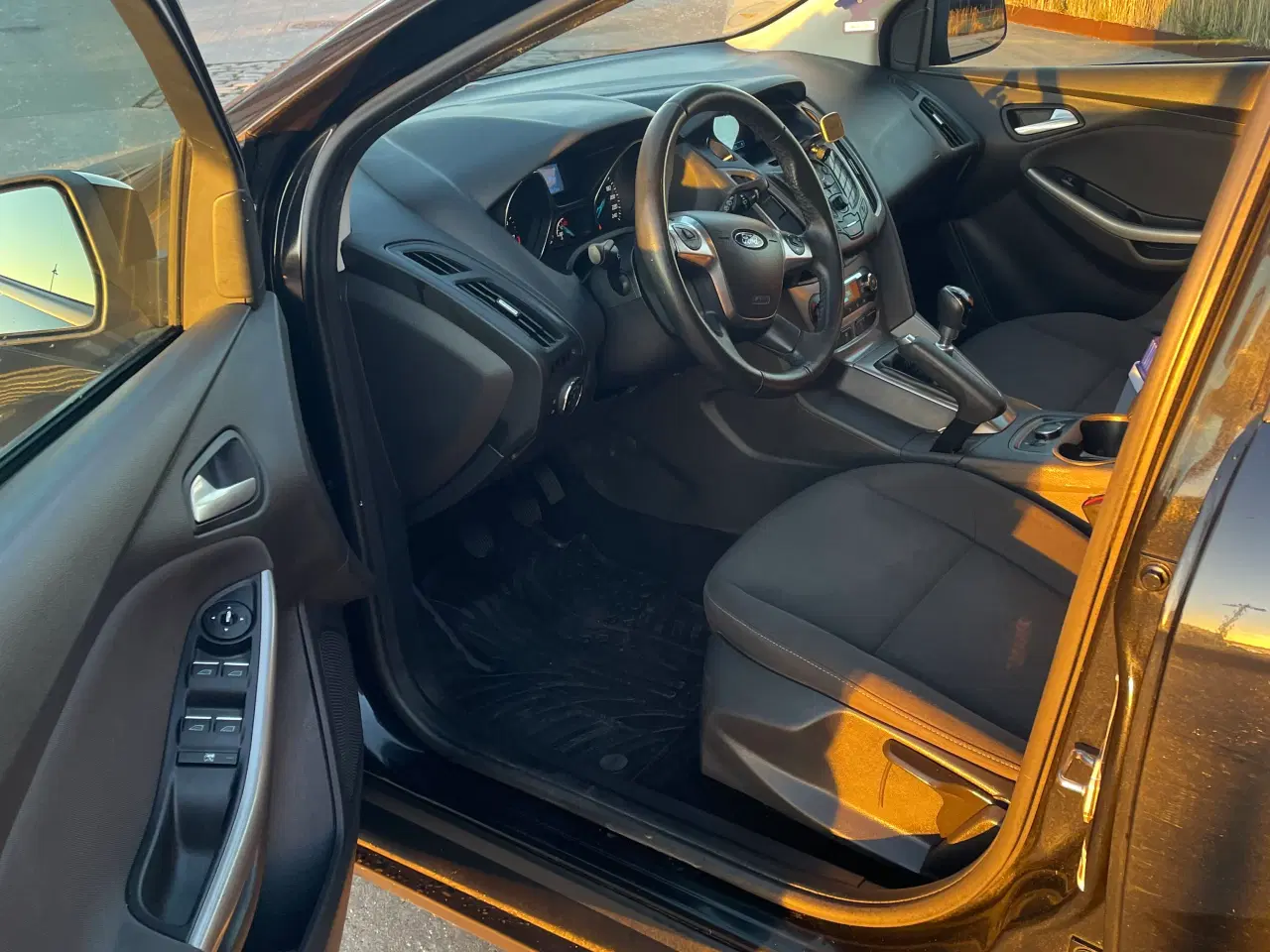 Billede 2 - Flot velholdt Nysynet Ford focus 1.0benzin