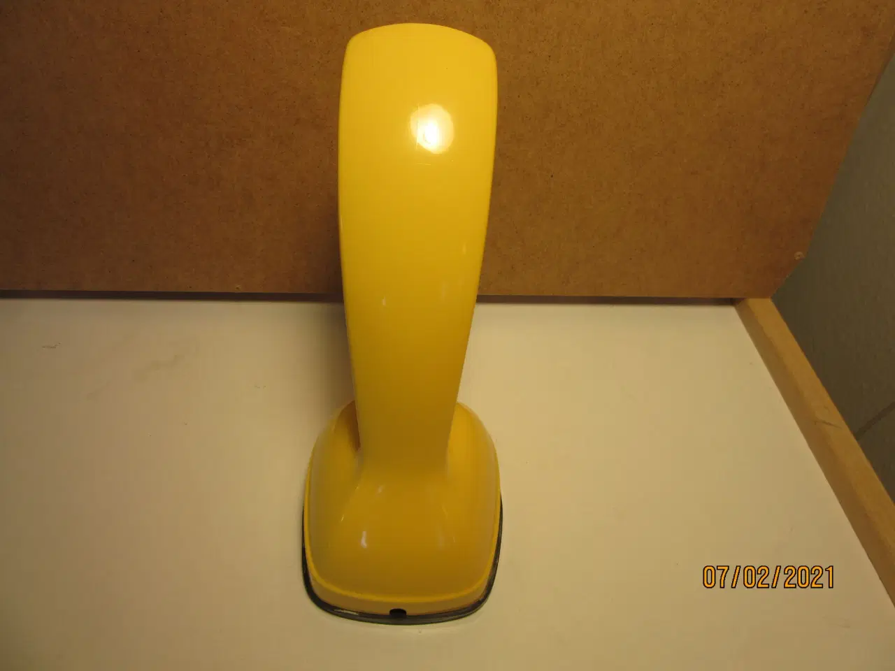 Billede 3 - Golden Glow", en citrongul Ericofon Sælges