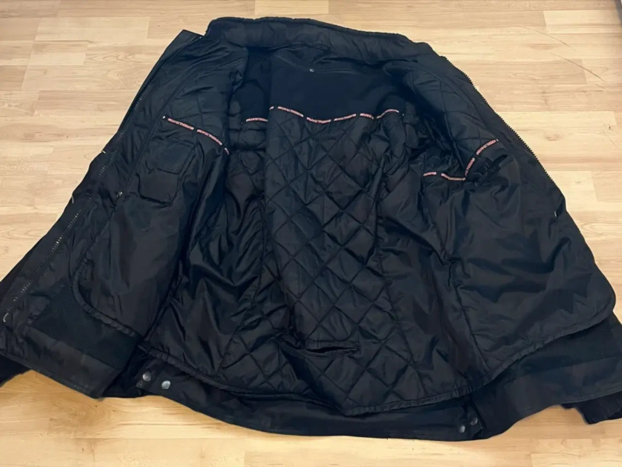 Billede 2 - Frank Thomas MC jakke til salg.