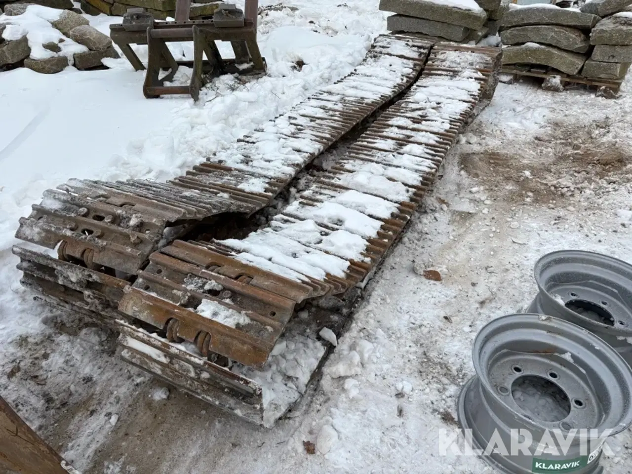 Billede 1 - Larvebånd til Hitachi ZX130 2 styk