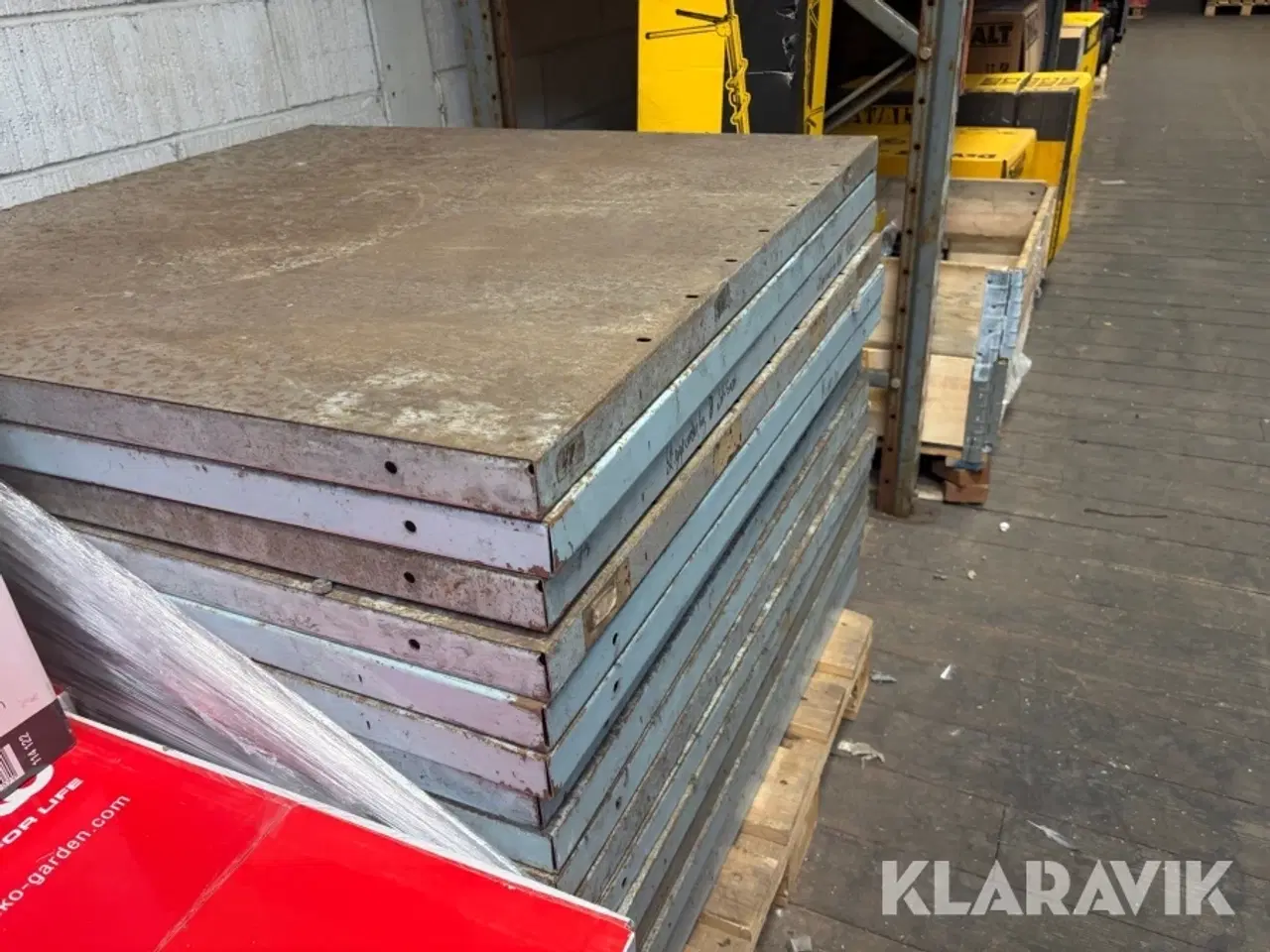 Billede 12 - Reoler 9 fag og 20 hylder