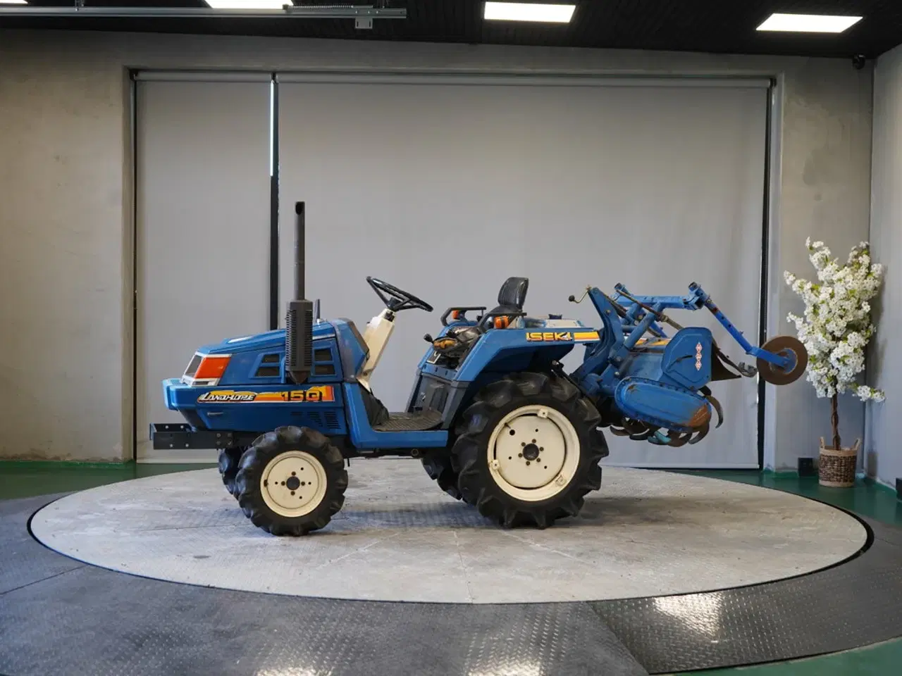 Billede 2 - ISEKI MINI TRAKTOR TU150F – LANDHØJDE 150 DIESEL