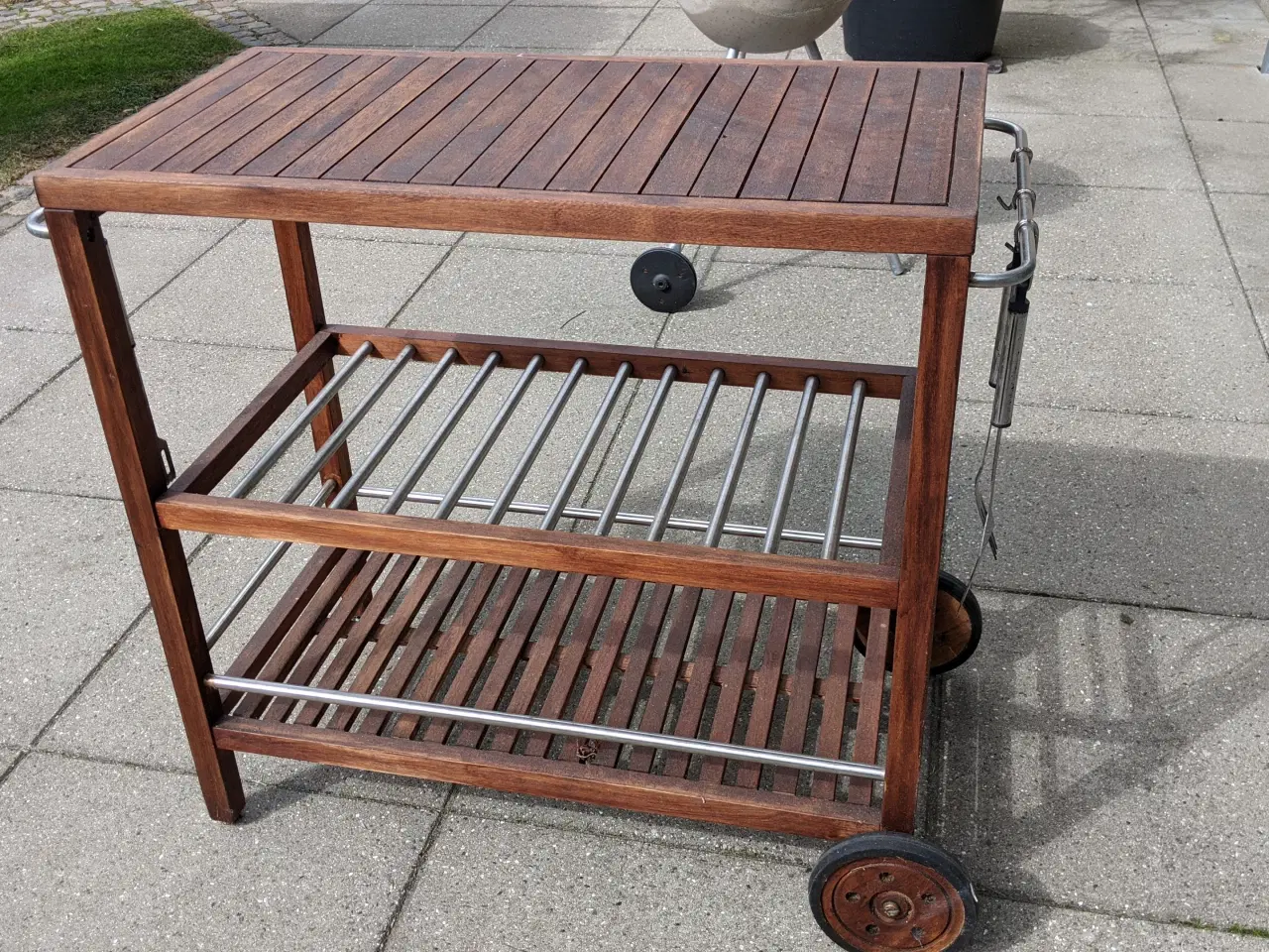 Billede 3 - Bord til grill og terrasse 