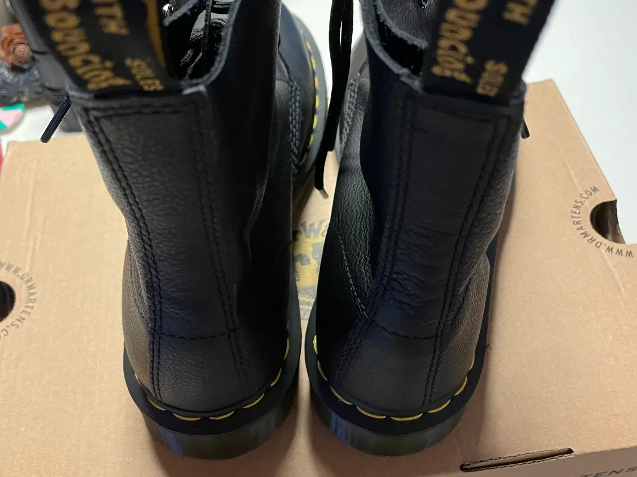 Billede 3 - Dr. Martens støvler 1460 pascal