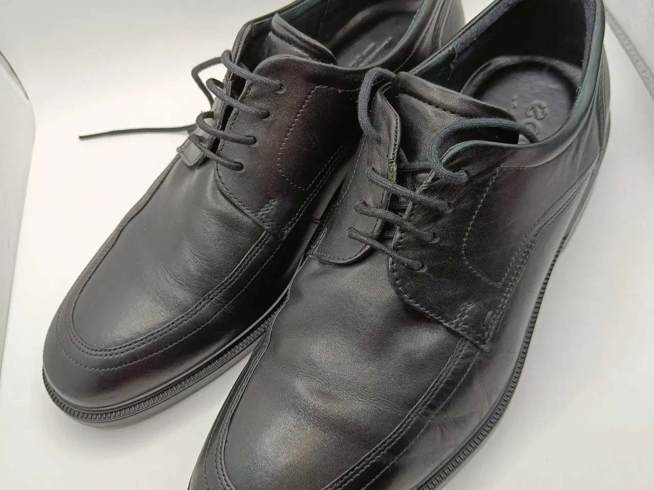 Billede 1 - Ecco sort læder sko 43str 