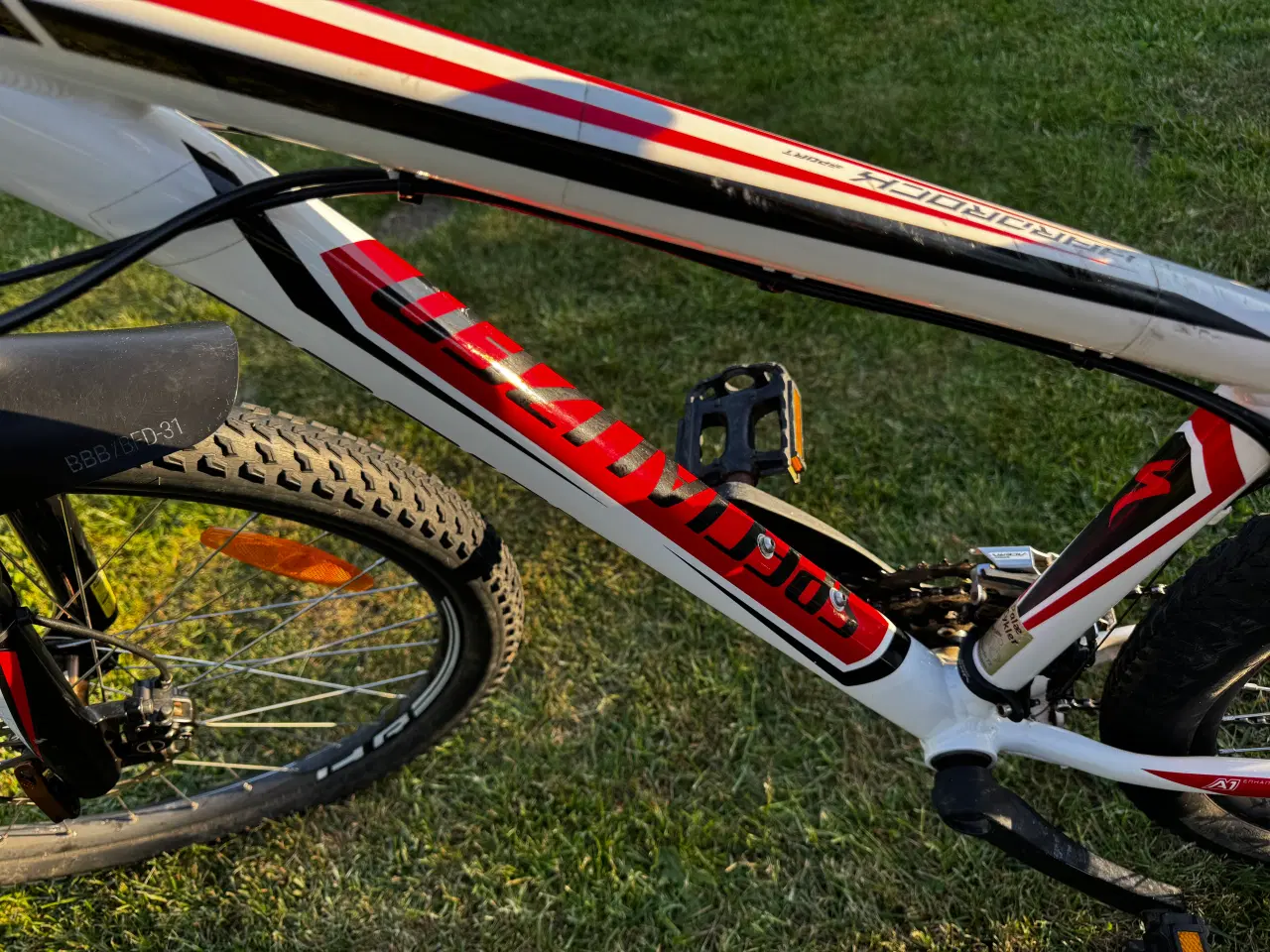 Billede 2 - Drenge cykel, Børne cykel, specialized