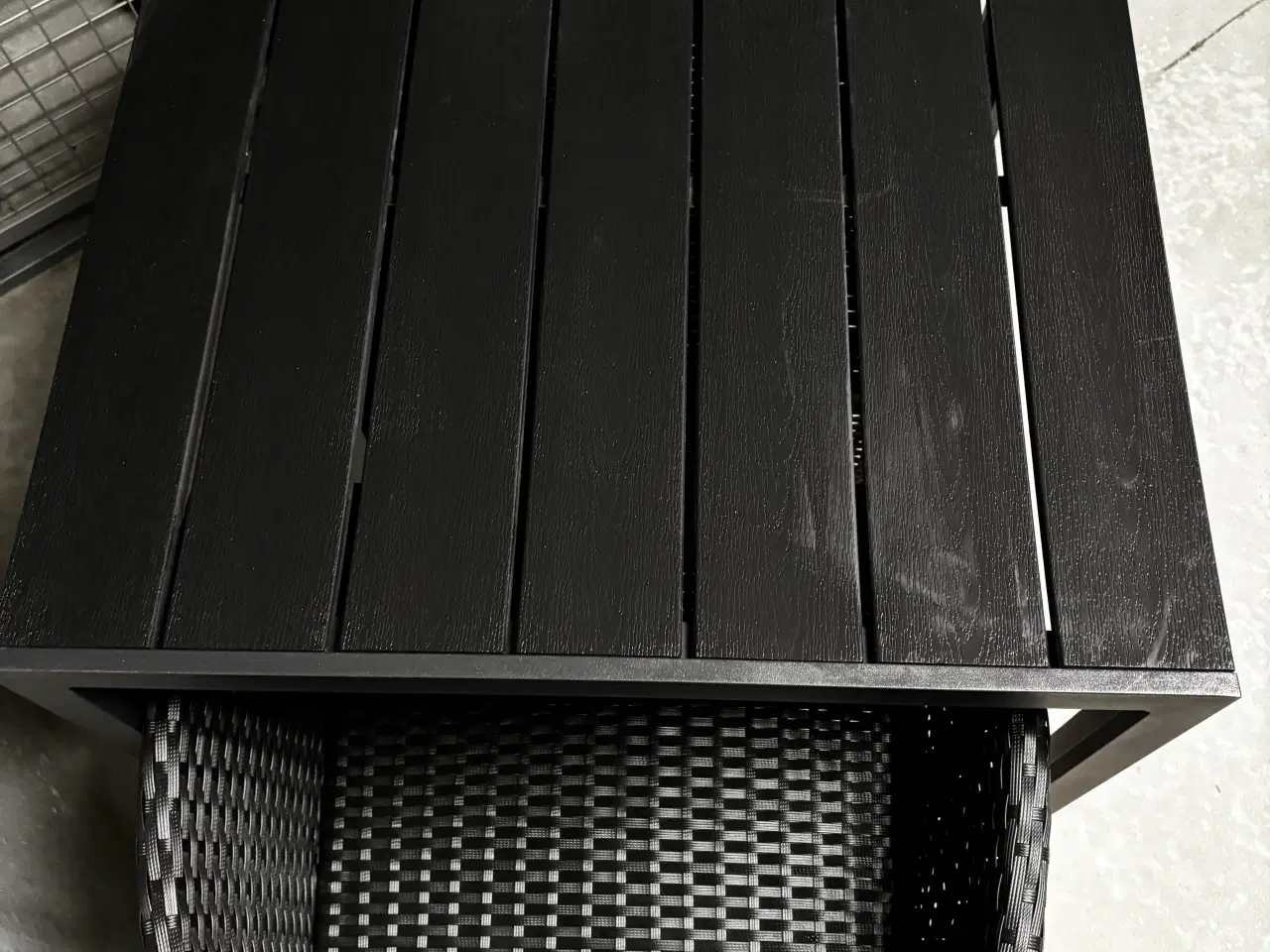 Billede 3 - Havebord og stole 