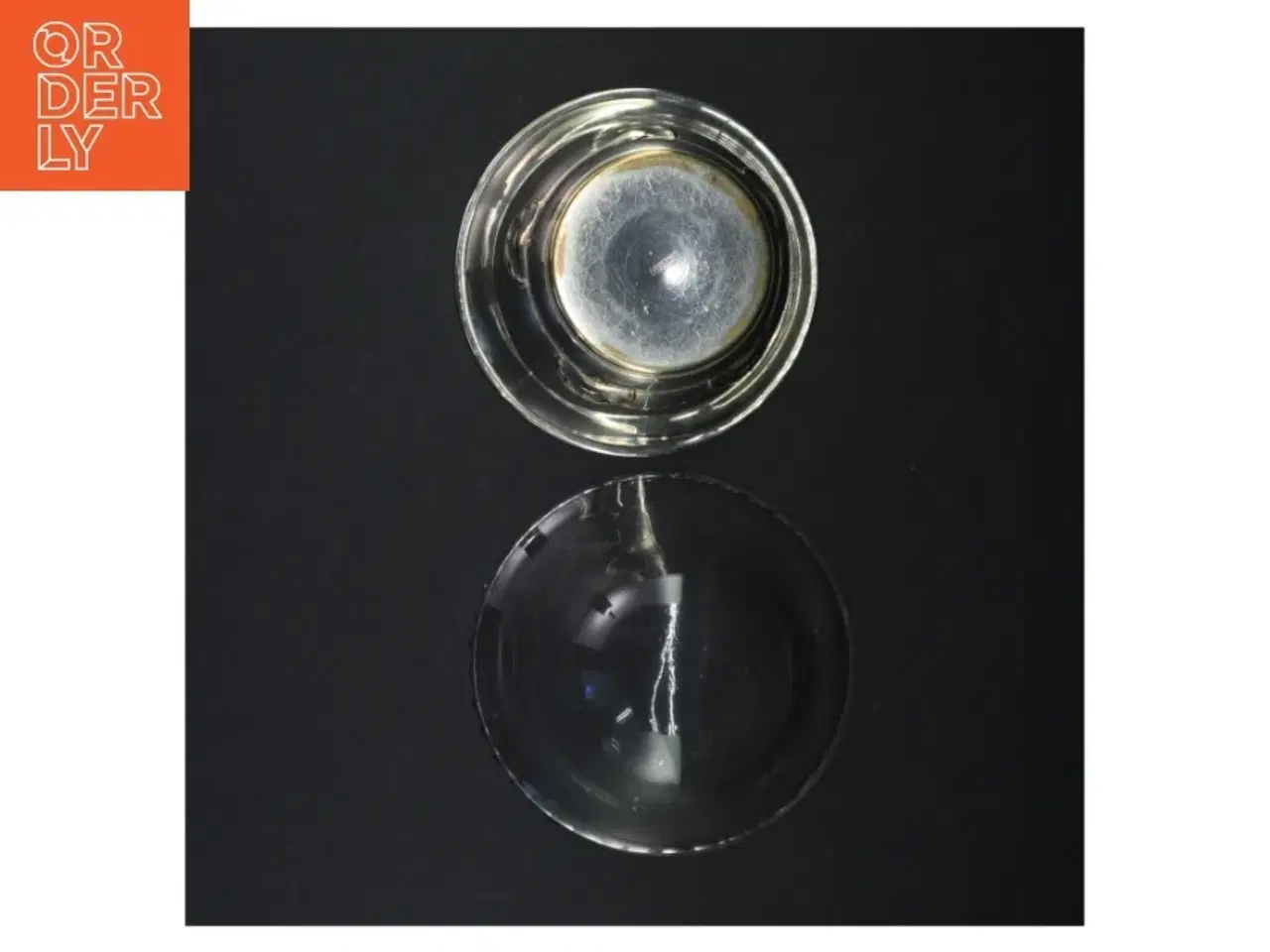 Billede 4 - Antik Sølvfarvet metalskål med glasindsats fra Victoria (str. 13,5 x 7,5 cm)