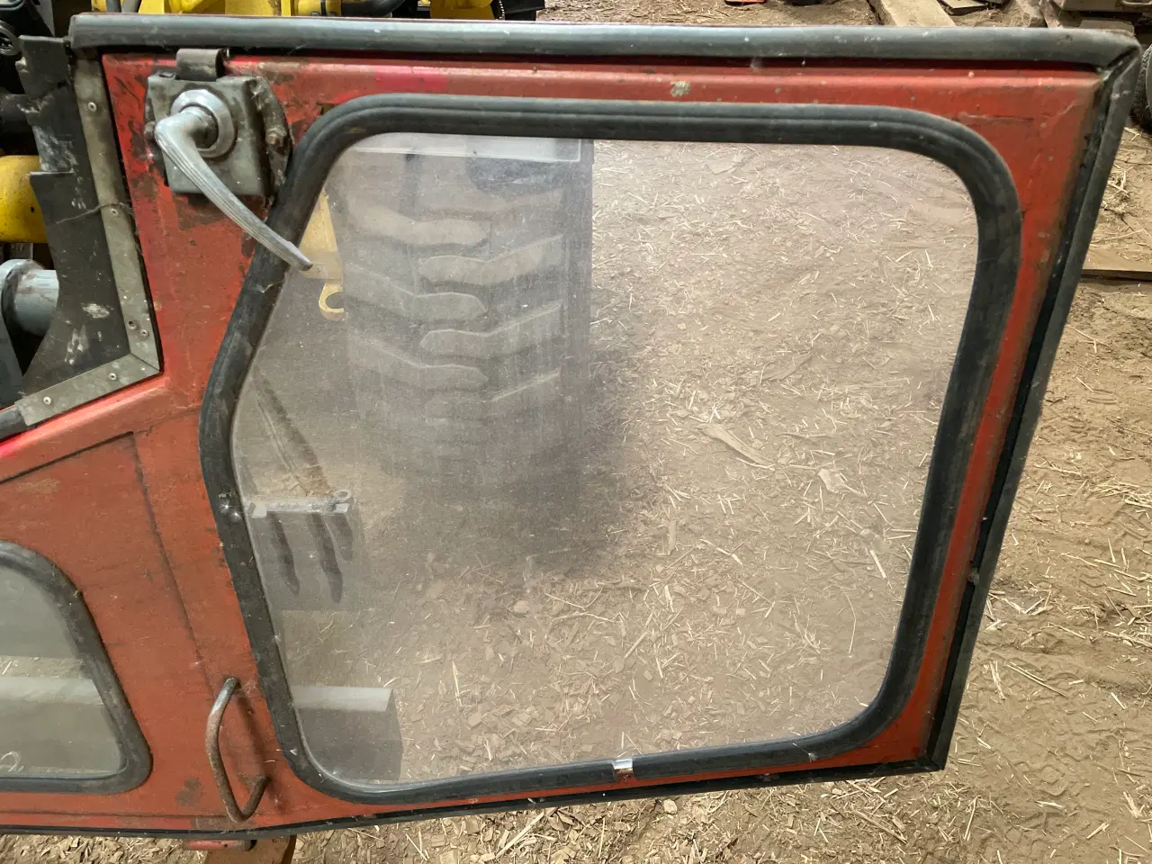 Billede 2 - Massey Ferguson førerhus døre mm