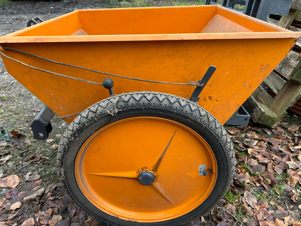 Billede 1 - Sand/salt udlægger