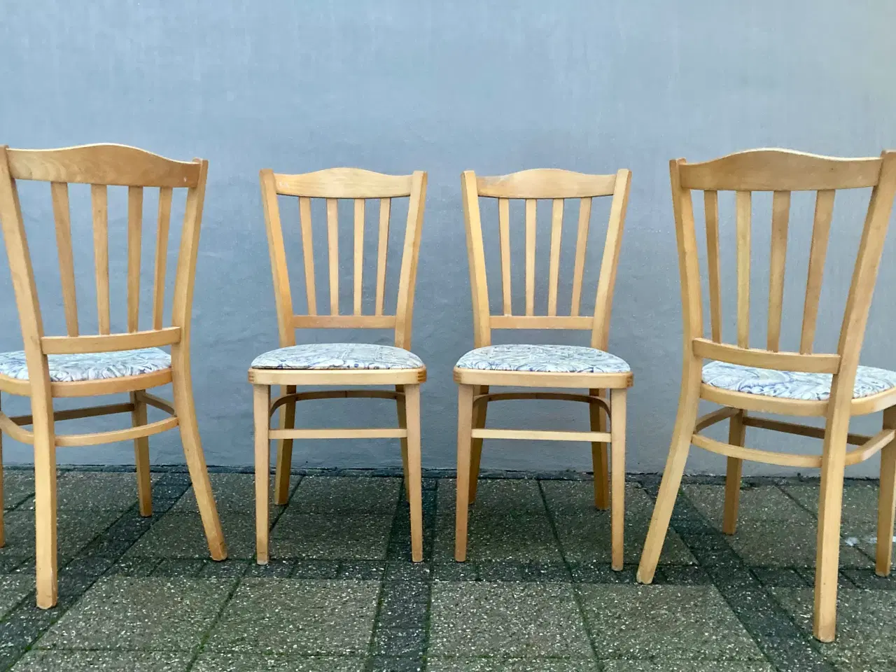 Billede 1 - 4 stk. 70’er stole i bøgetræ