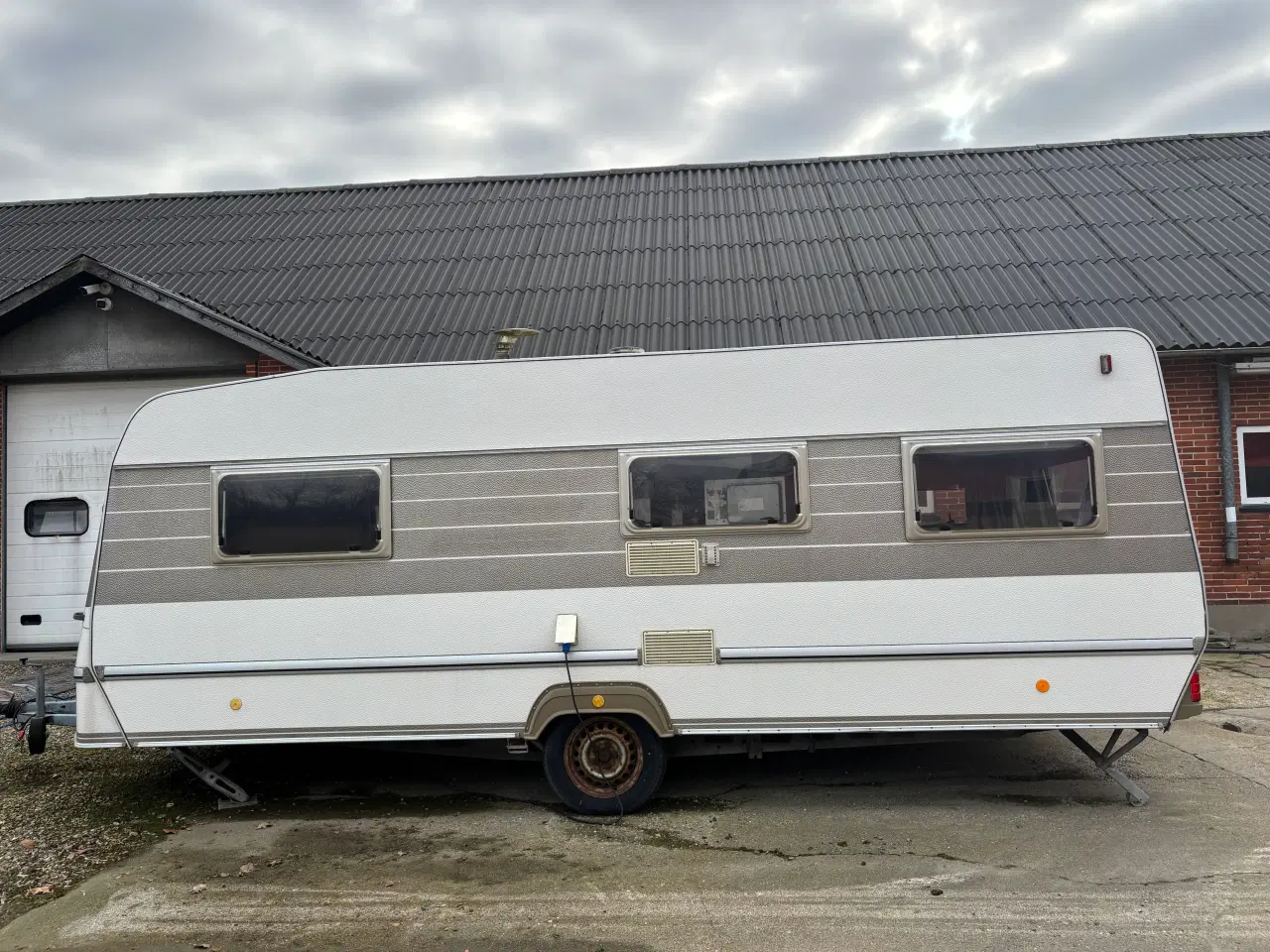 Billede 6 - Campingvogn til salg