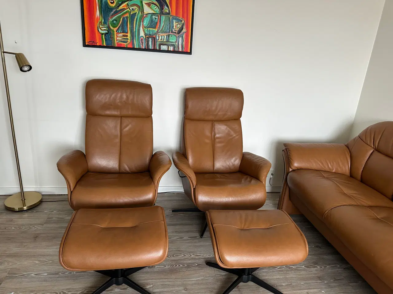 Billede 3 - Brun sofa plus stole