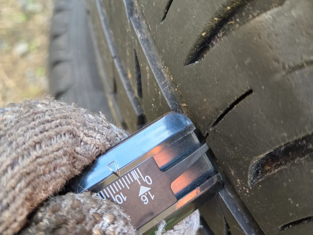 Billede 4 - Peugeot fælge med dæk