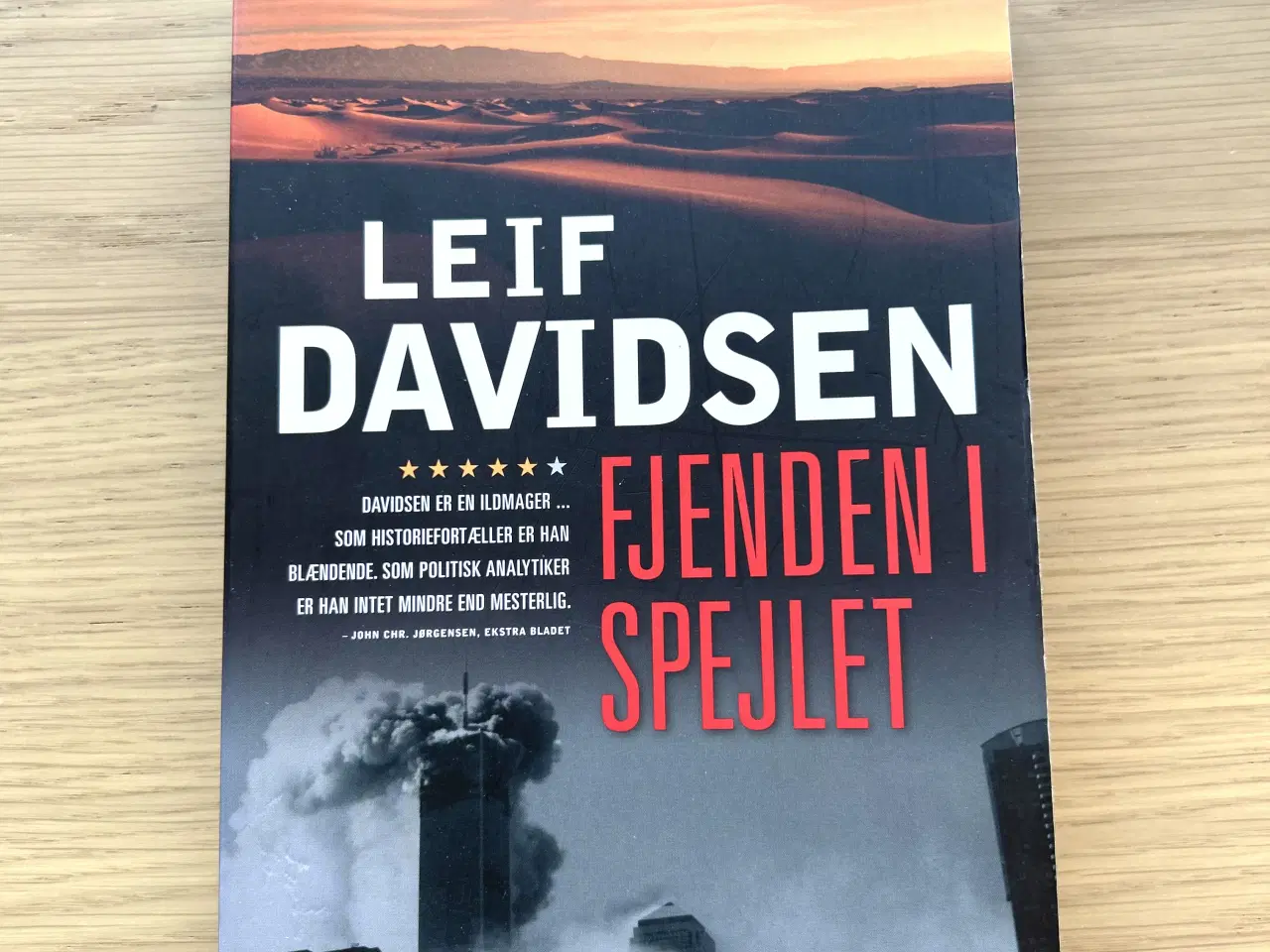 Billede 5 - Denne pakke indeholder tre spændende krimier