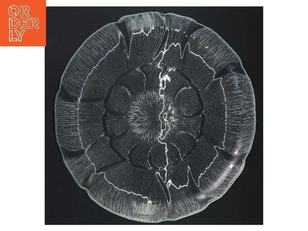 Billede 1 - Glasfad med mønster (str. Ø 27,5 cm)