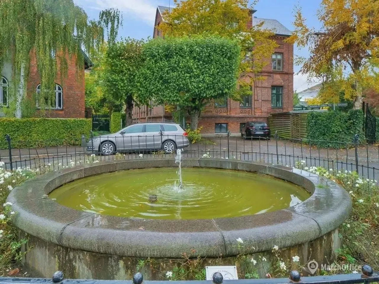 Billede 10 - Udendørs parkering i fredeligt kvarter