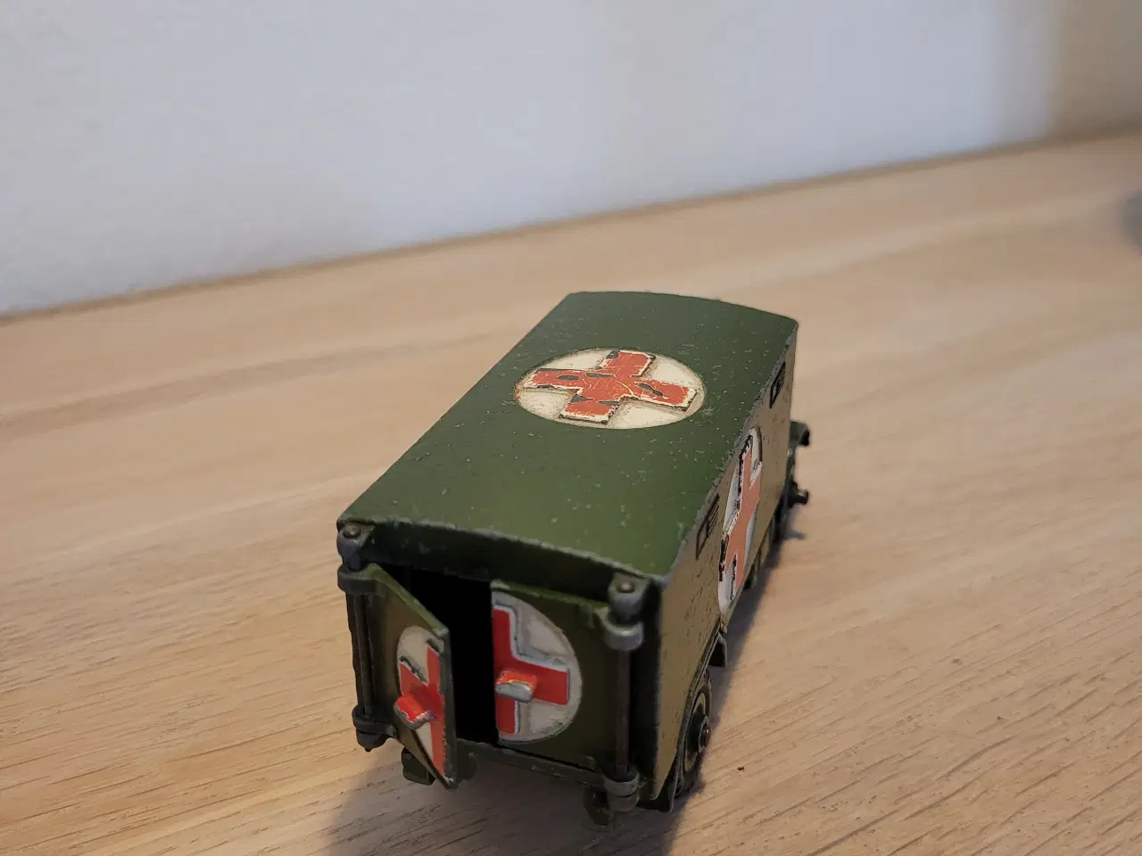 Billede 3 - Gammel militær ambulance Dinky Toys