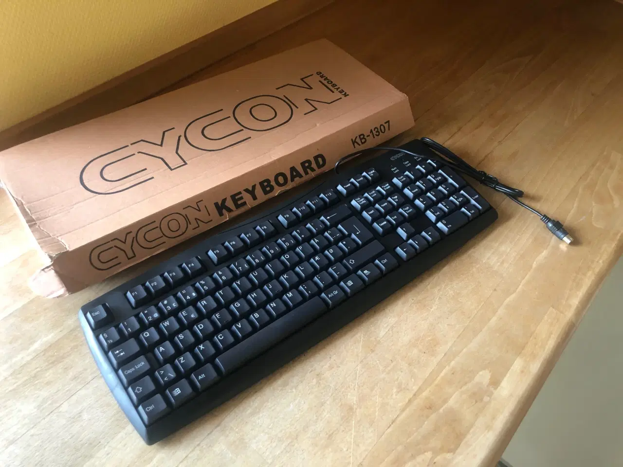 Billede 1 - Helt nyt tastatur med ledning