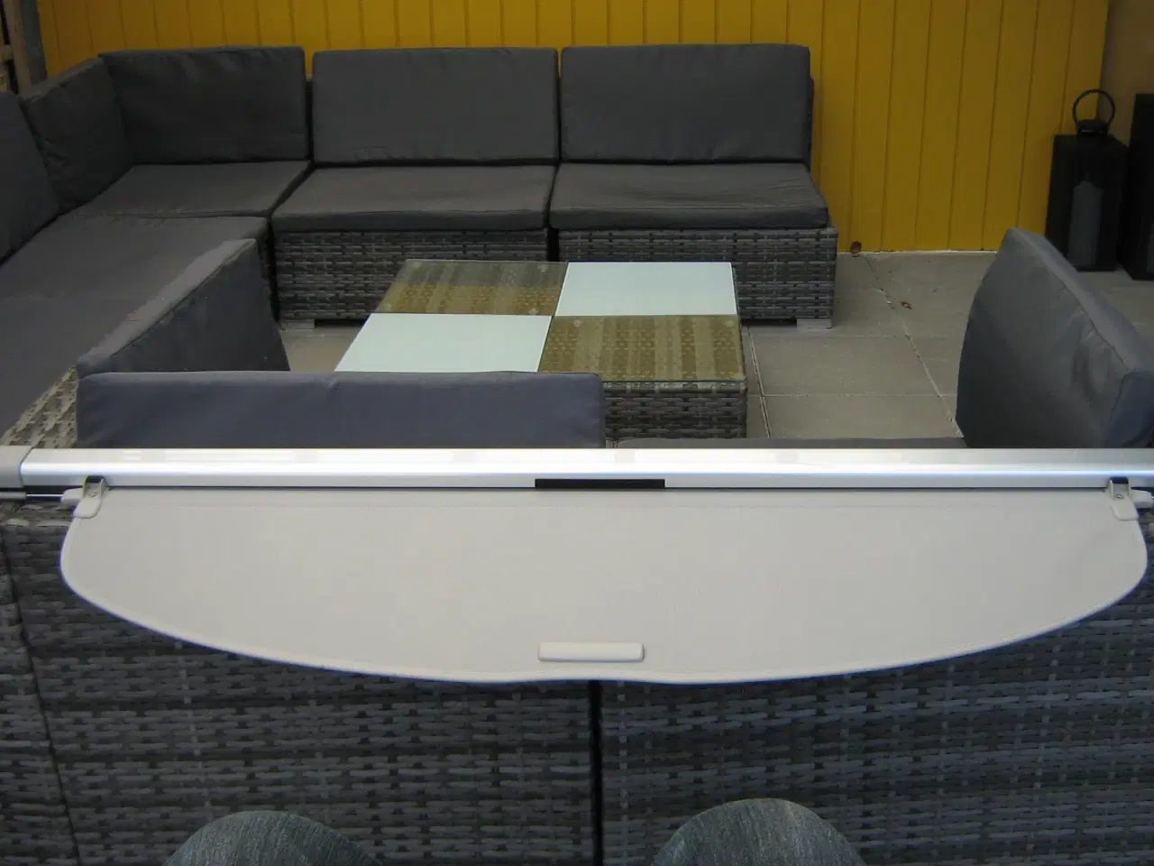 Billede 2 - Bagegerums rullegardin/afdækning 