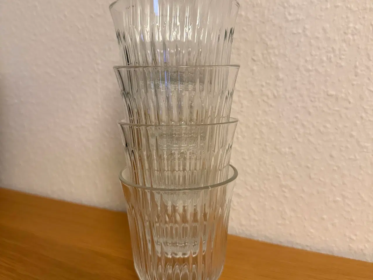 Billede 3 - LYNGBY VANDGLAS 26 cl. - NYE