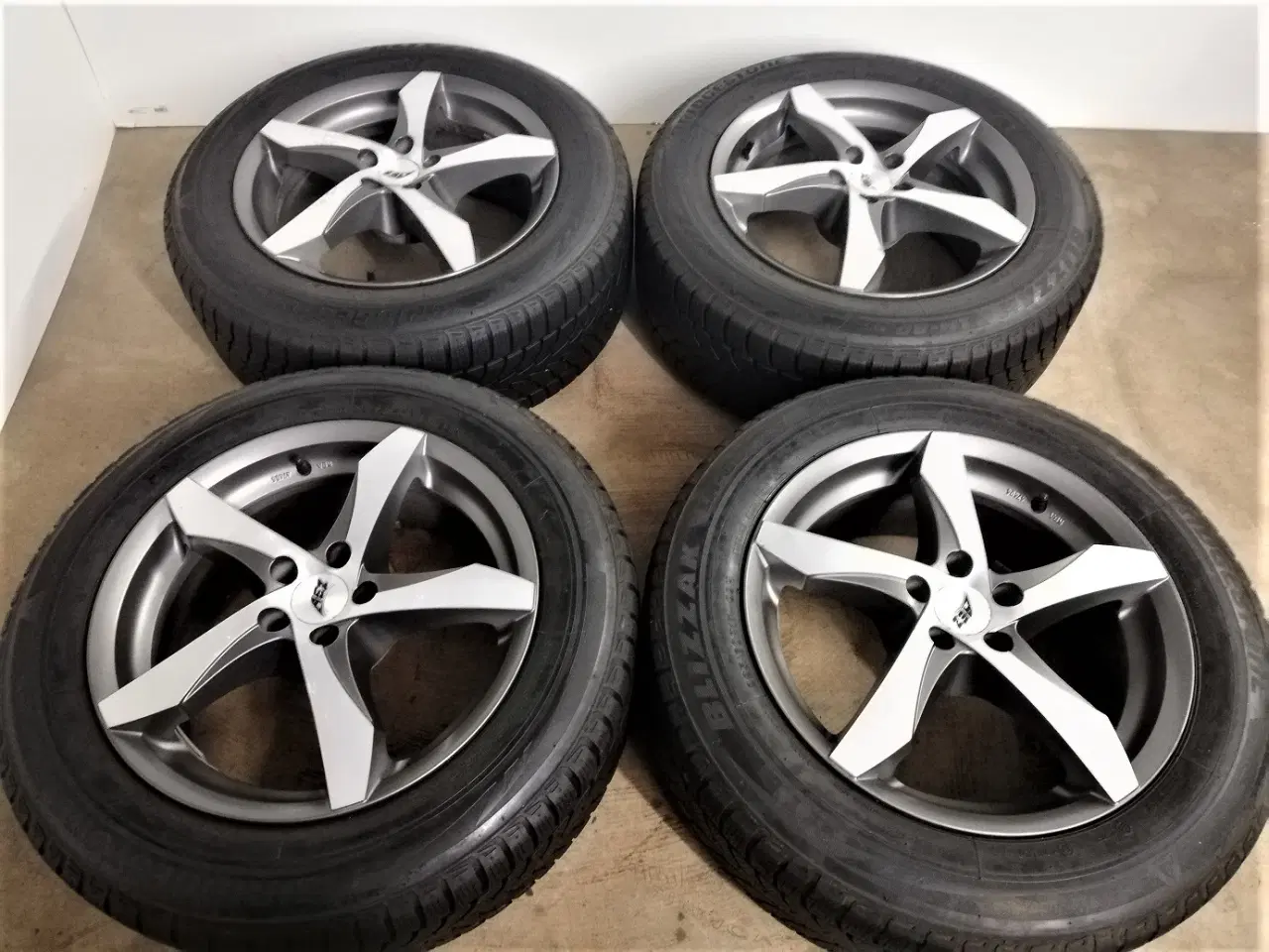 Billede 5 - 5x100 17" ET32, AEZ vintersæt - Subaru Forester