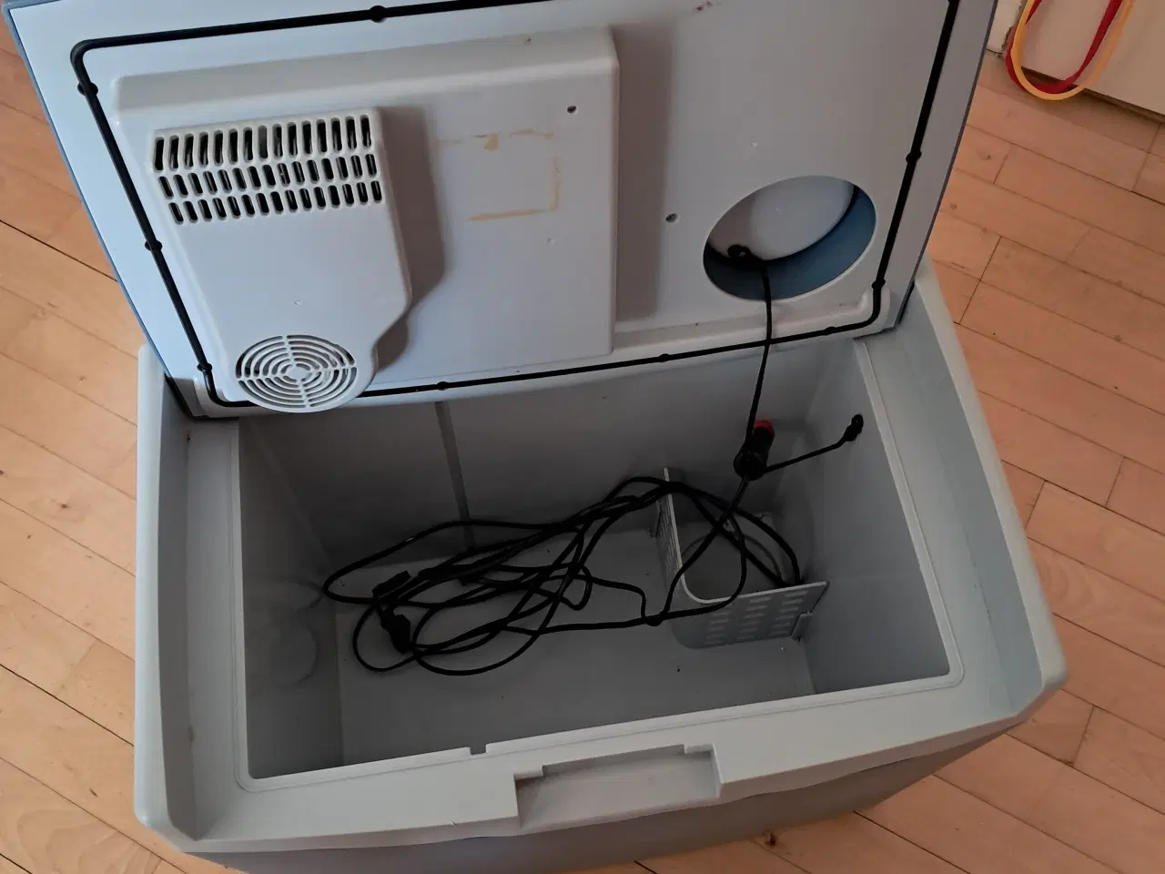 Billede 4 - Outwell køleboks 35l