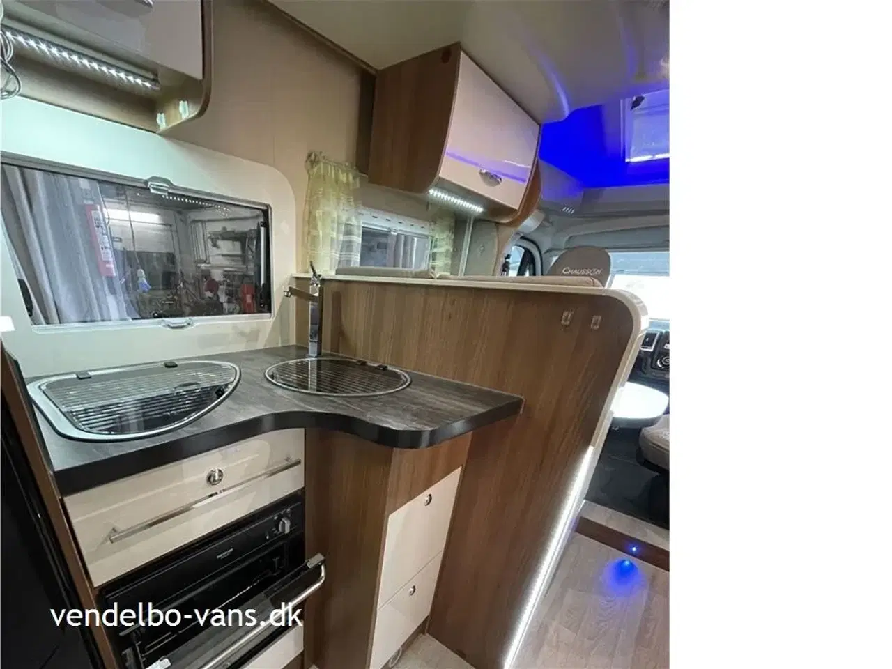 Billede 10 - 2014 - Chausson Welcome 717   Enkeltsenge og stor garage