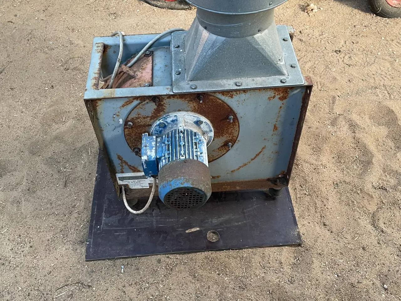 Billede 5 - Udsugningsventilator med motor