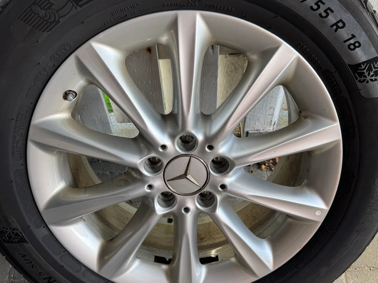Billede 2 - Mercedes alufælge med vinterdæk