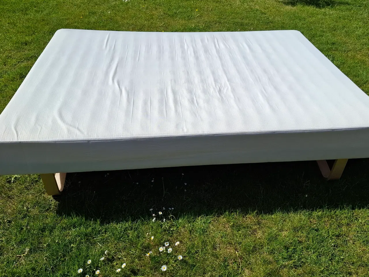 Billede 7 - Boxmadras 200x140 sælges