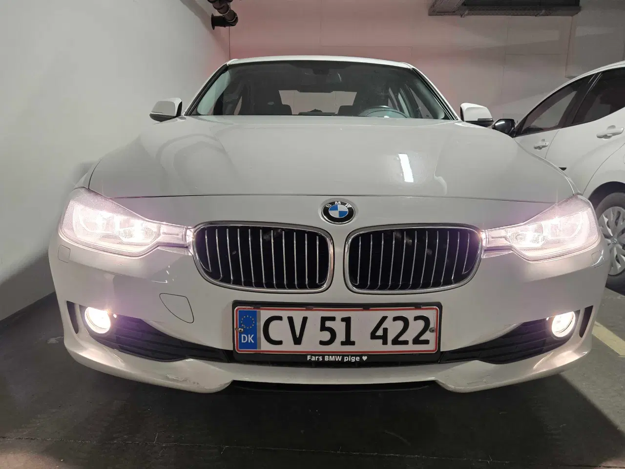 Billede 1 - BMW 320d f30 i hvid