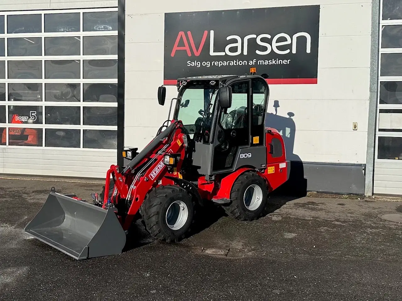 Billede 1 - HZM - 809 Minilæsser med kabine