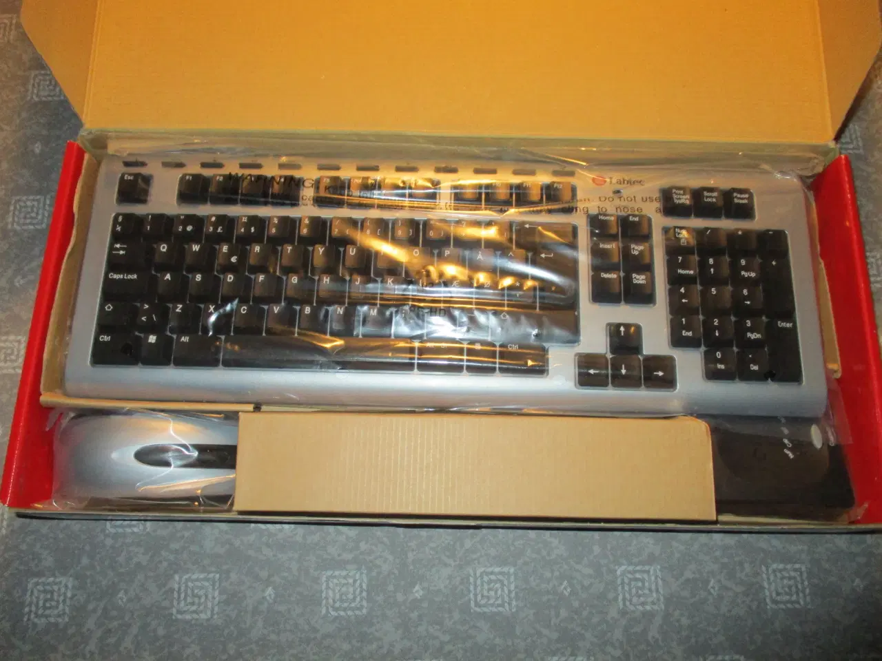Billede 2 - Trådløs tastatur til computer