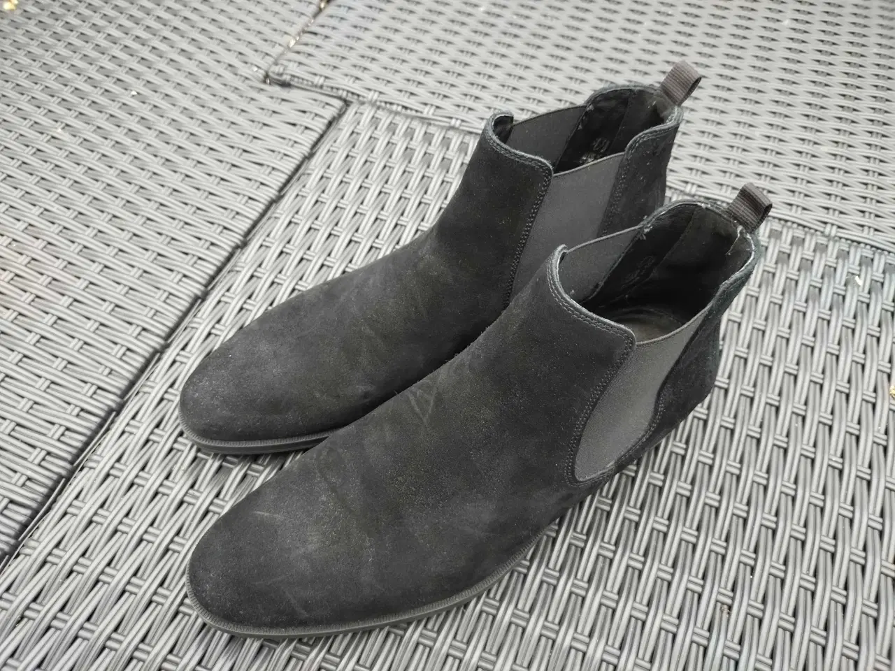 Billede 1 - Fejlkøb Lloyd Chelsea Støvler i sort ruskind