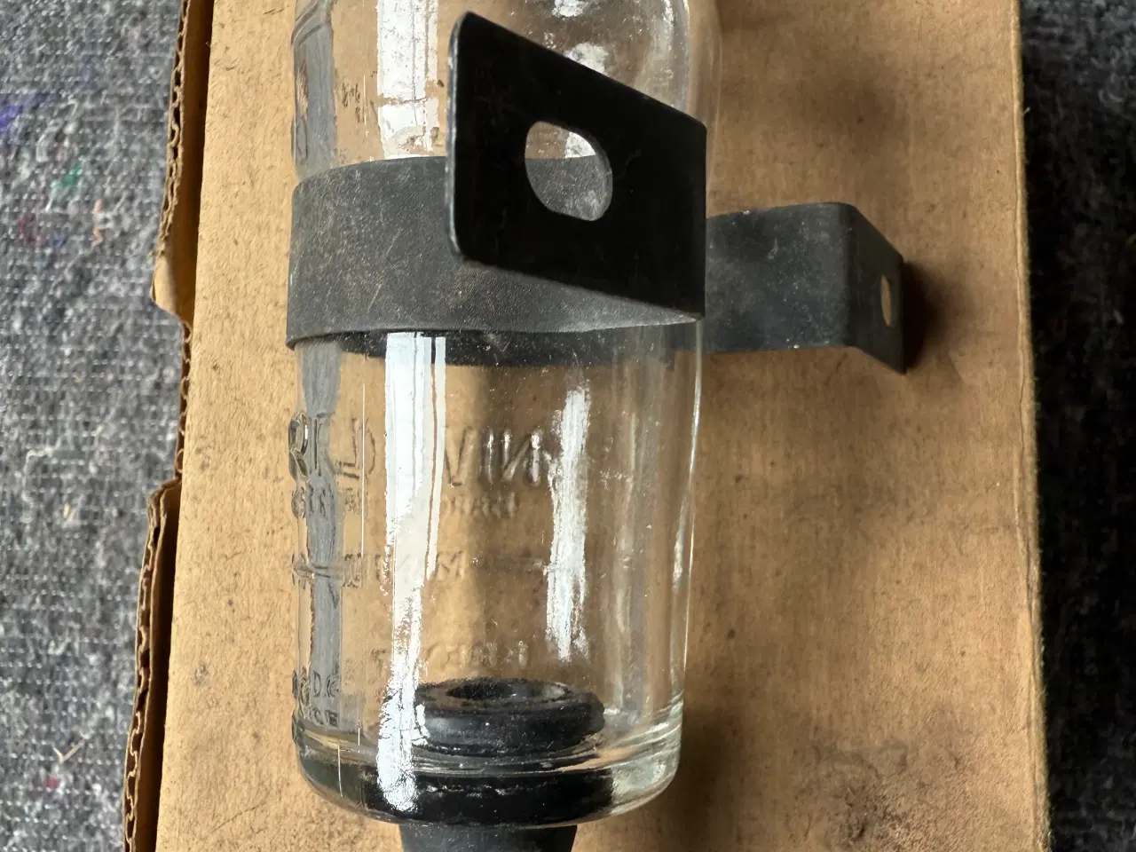 Billede 2 - Lockheed/Nivoclair Remote brake fluid bottle