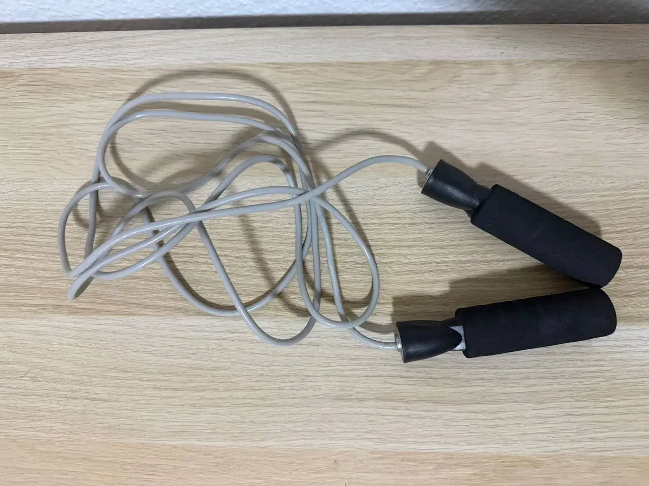 Billede 2 - Sjippetov med skumhåndtag