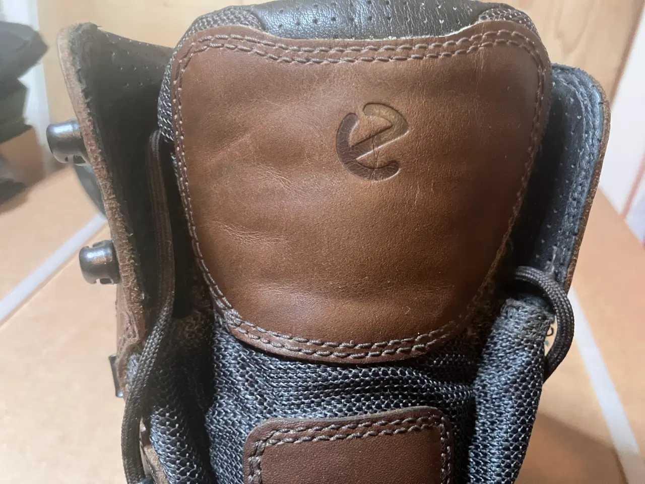 Billede 5 - Biom Hike mid HM støvlen fra ECCO/43