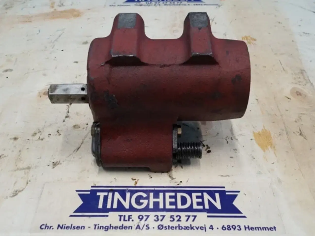 Billede 1 - Ford 4000 Liftcylinder C9NN478E