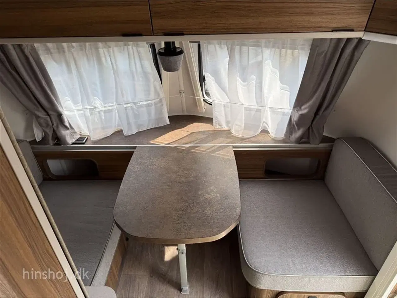 Billede 3 - 2023 - Eriba Touring 542 Legend   Næsten ny Eriba Touring 542 med XT mover, markise, cykelholder fra Hinshøj Caravan