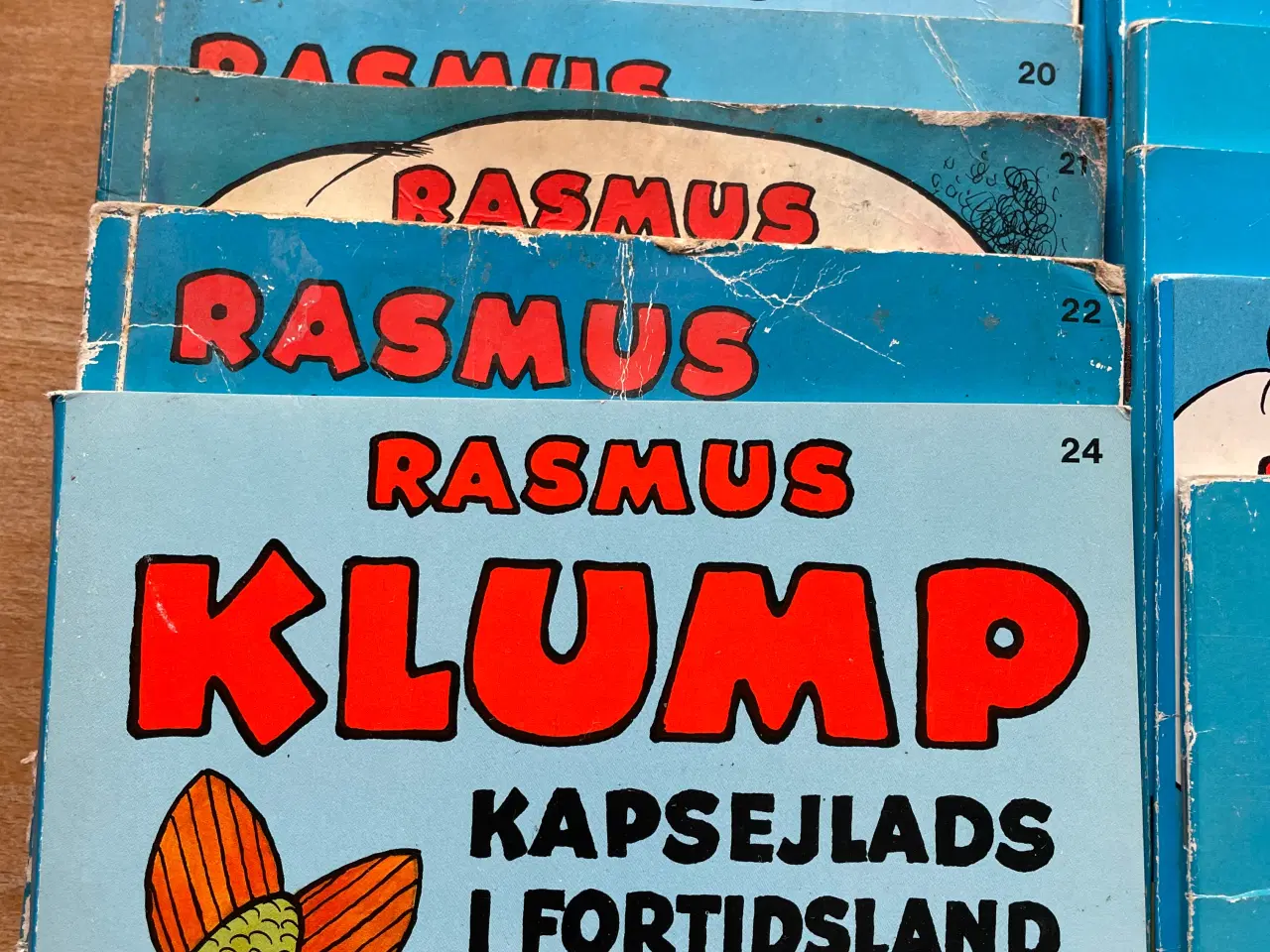 Billede 4 - Rasmus Klump hæfter se tekst