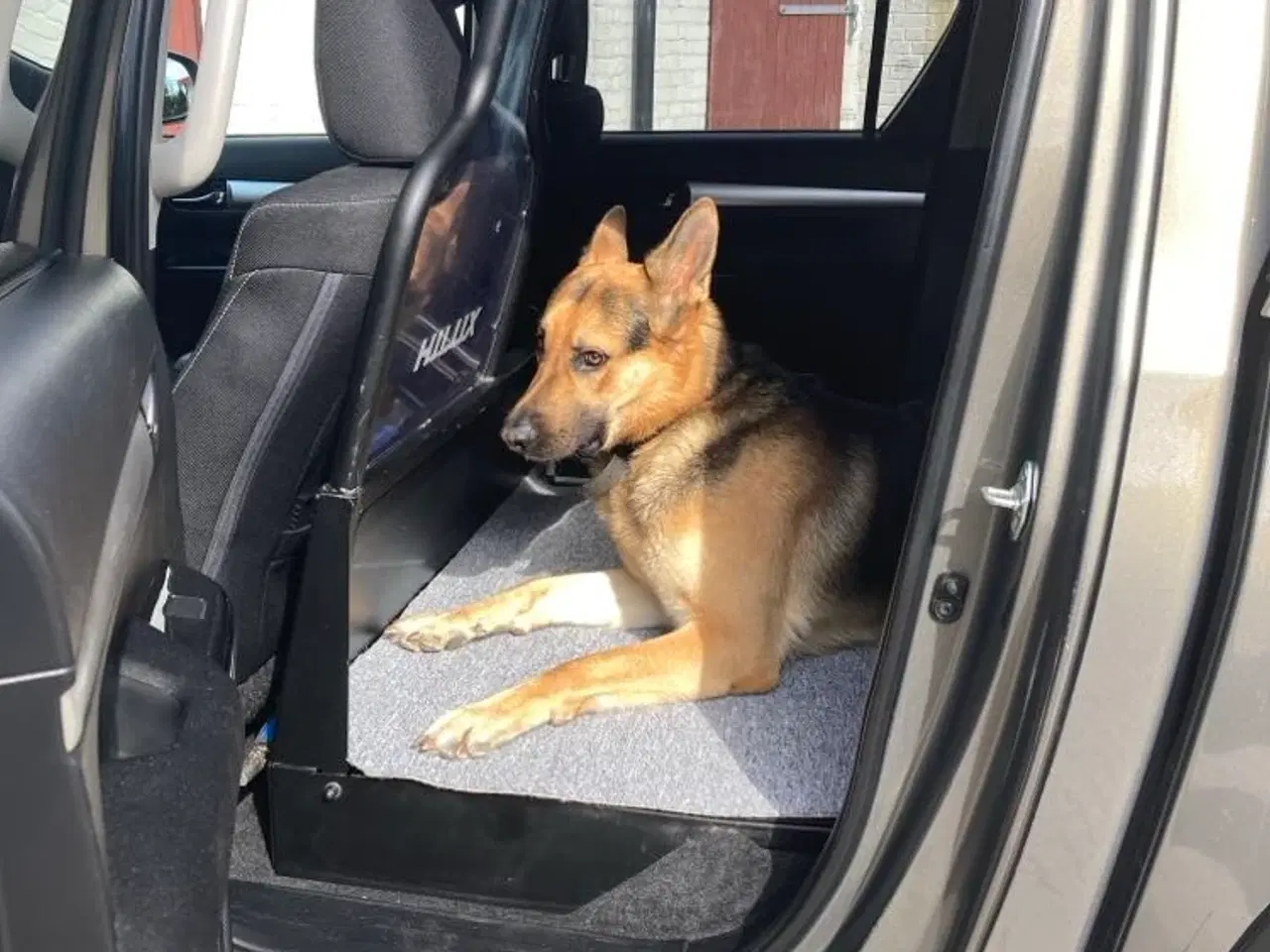 Billede 5 - TOYOTA HILUX 2,8 DOUBLE CAP / AUT