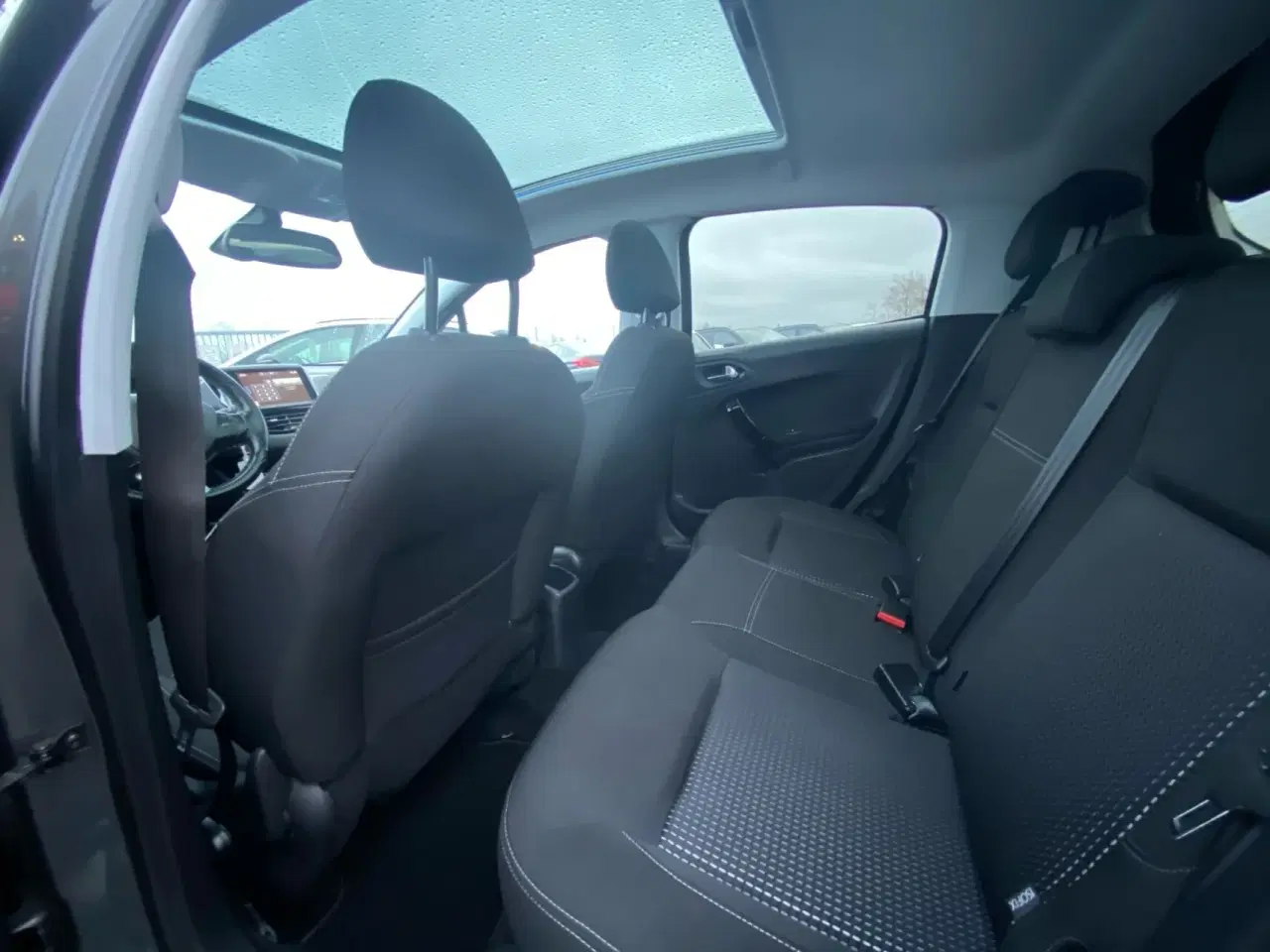 Billede 11 - Peugeot 208 1,6 BlueHDi Desire Sky 100HK 5d