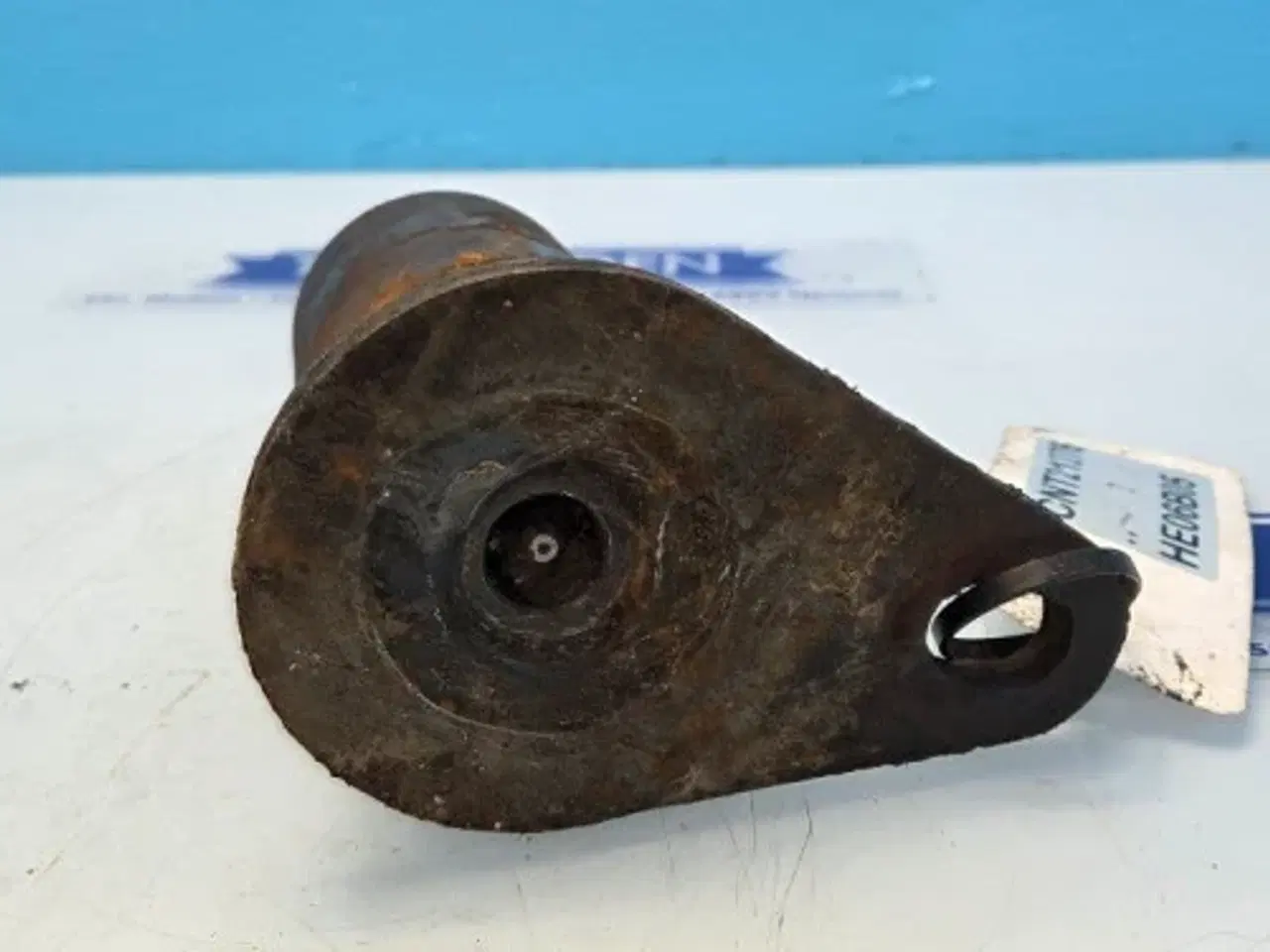 Billede 8 - New Holland LB115B Stift 85801076