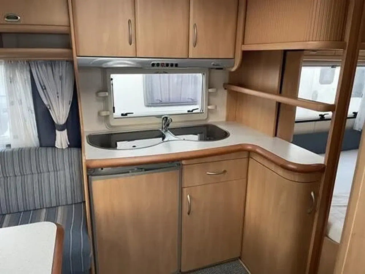 Billede 4 - Hobby De Luxe easy 460 Ufe