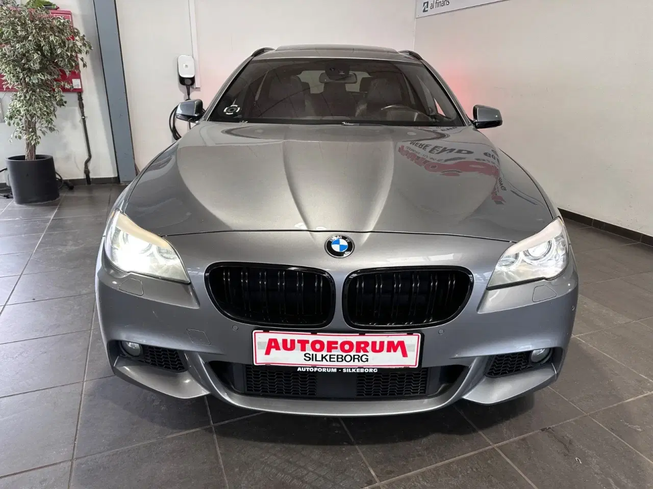 Billede 2 - BMW 535d 3,0 Touring M-Sport xDrive aut.