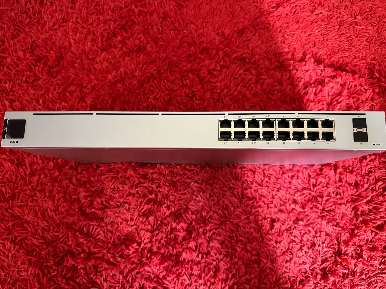 Billede 2 - Ubiquiti UniFi Switch USW-16-POE Switch 16-porte G