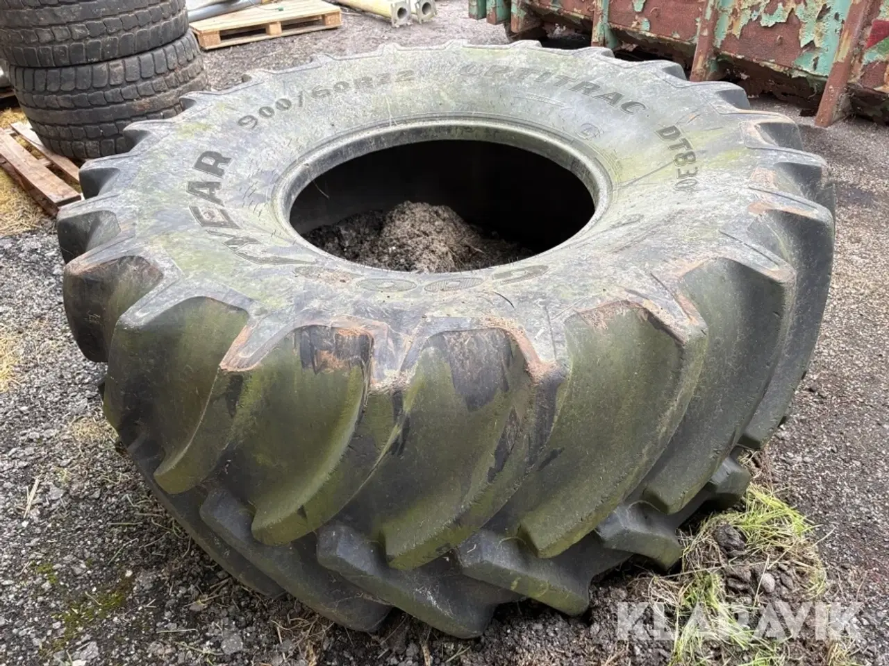 Billede 3 - Dæk Goodyear Optitrac DT830