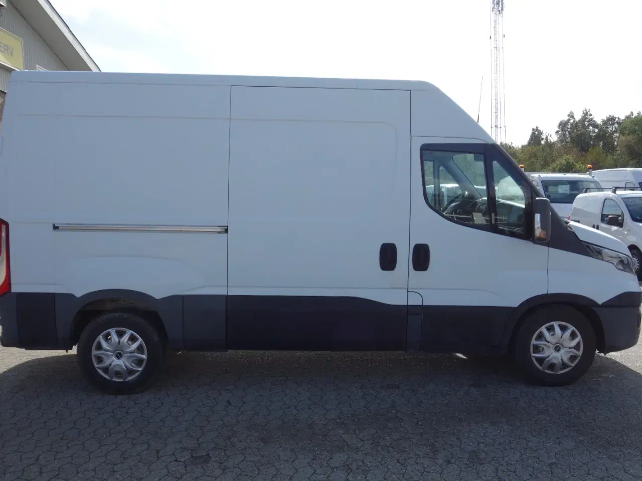 Billede 12 - Iveco Daily 3,0 35S21 10,8m³ Van