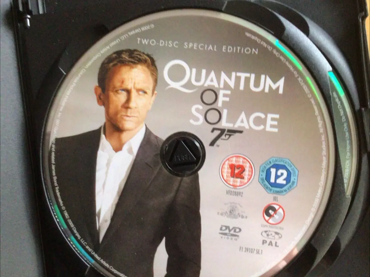 Billede 2 - Quantum of solace 7. (007). 2stk dvder
